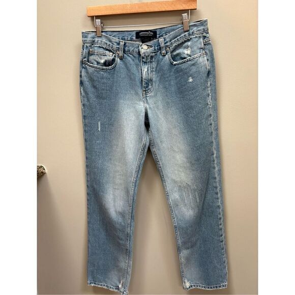 London fog 12 light wash distressed straight cut baggy Mom jeans no stretch ￼ - Picture 1 of 8